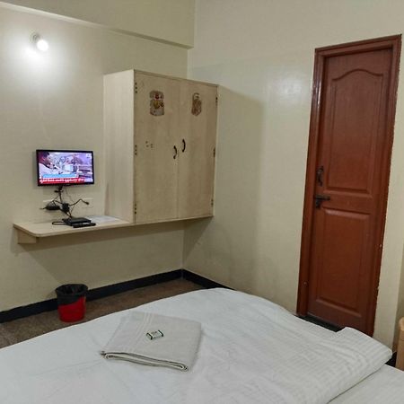Hotel O Sri Vijaya Palace Lodging Bangalore Exterior photo